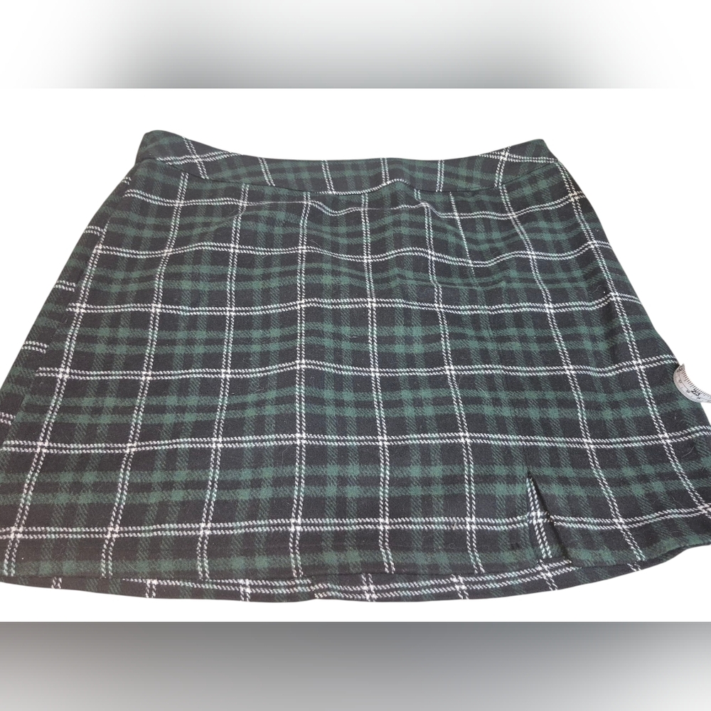 No Boundaries Dark Green and Black Plaid Mini Skirt Academia Tumblr